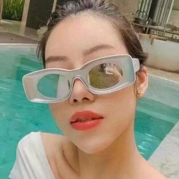 Loewe LW40033I 05X Sunglasses Pearlescent Rectangle Frame, Grey Mirror Lenses - Picture 8 of 12